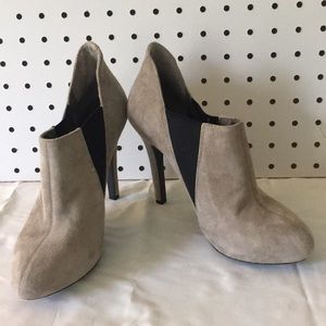 BCBG Paris gray booties 6
